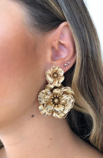 Sweet Romance Earrings Gold