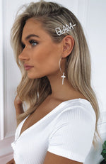 Strong Facts Diamante Hair Pin Glam