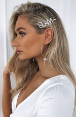 Strong Facts Diamante Hair Pin Glam