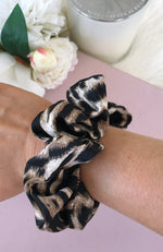 Coco Scrunchie Leopard